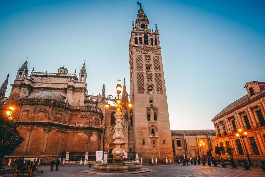 Loft Premium - Puente De Triana Lejlighed Sevilla Eksteriør billede